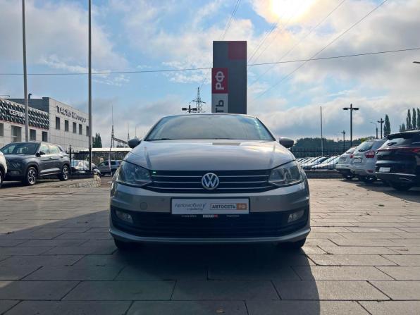 Volkswagen Polo V Рестайлинг с пробегом 2018 года, цена 1 232 800 рублей, 151289 км, седан, Автокод Объявления