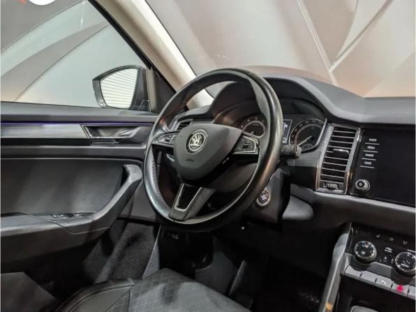 Skoda Kodiaq I с пробегом 2018 года, цена 2 410 000 рублей, 201370 км, внедорожник, Автокод Объявления