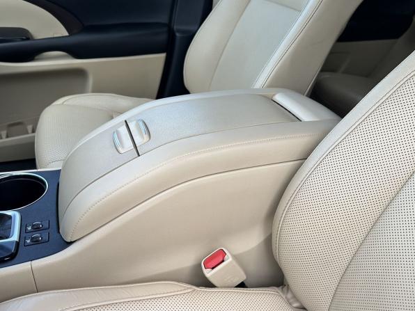 Toyota Highlander III (XU50) с пробегом 2014 года, цена 2 399 000 рублей, 218322 км, внедорожник, Автокод Объявления