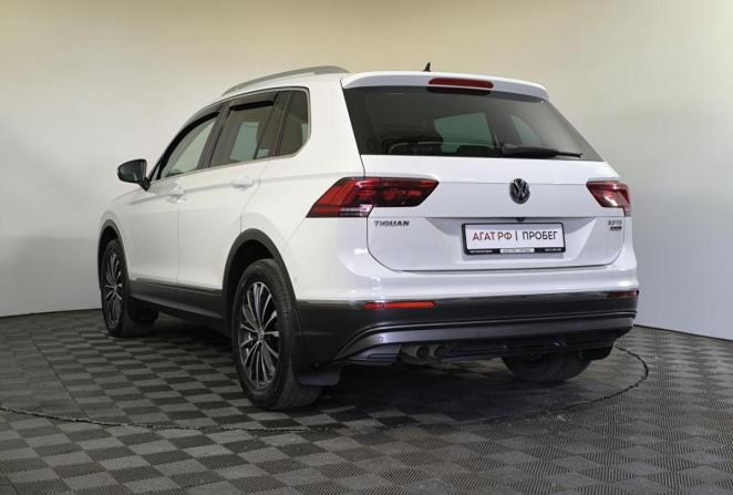 Volkswagen Tiguan II с пробегом 2017 года, цена 2 950 000 рублей, 80000 км, внедорожник, Автокод Объявления