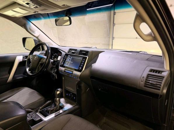 Toyota Land Cruiser Prado 150 Series Рестайлинг 3 с пробегом 2022 года, цена 5 500 000 рублей, 104898 км, внедорожник, Автокод Объявления
