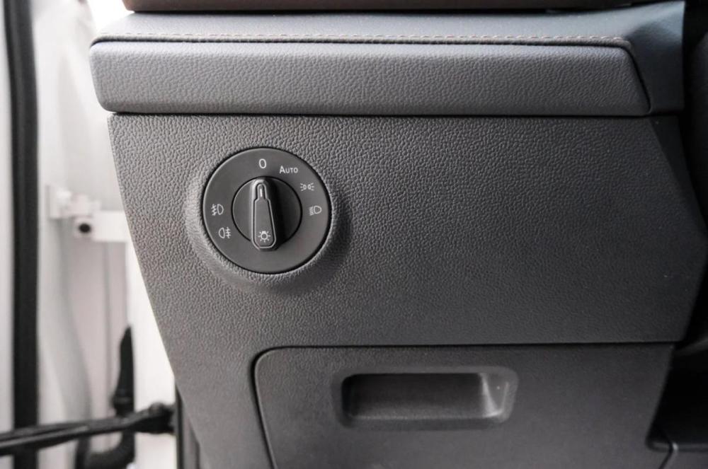 Volkswagen Tharu I Красноярск  - изображение 19