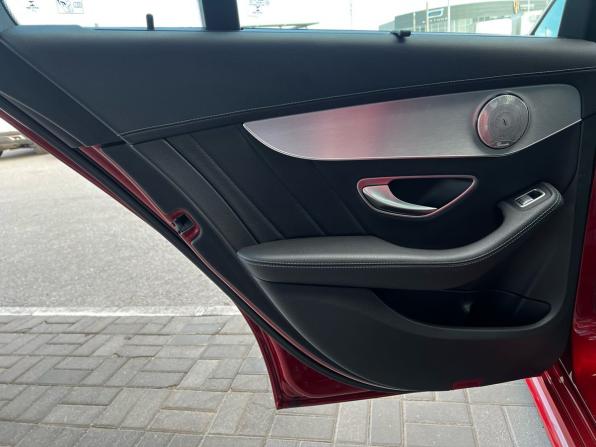 Mercedes-Benz C-Класс IV (W205) с пробегом 2015 года, цена 2 388 000 рублей, 132693 км, седан, Автокод Объявления