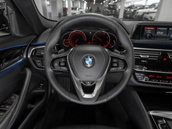 BMW 5 серии VII (G30/G31/G38) с пробегом 2018 года, цена 3 199 000 рублей, 135955 км, седан, Автокод Объявления