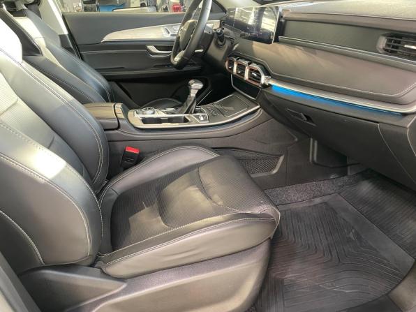 JETOUR X70+ I Рестайлинг с пробегом 2024 года, цена 2 327 700 рублей, 29220 км, внедорожник, Автокод Объявления