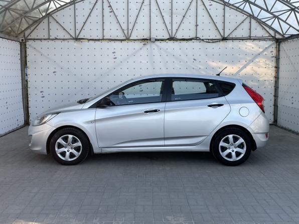 Hyundai Solaris I с пробегом 2013 года, цена 870 000 рублей, 128031 км, хэтчбек, Автокод Объявления