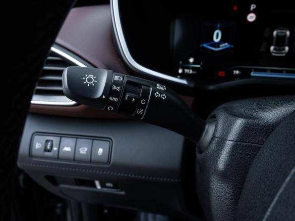Hyundai Santa Fe IV Рестайлинг с пробегом 2021 года, цена 3 334 500 рублей, 56629 км, внедорожник, Автокод Объявления