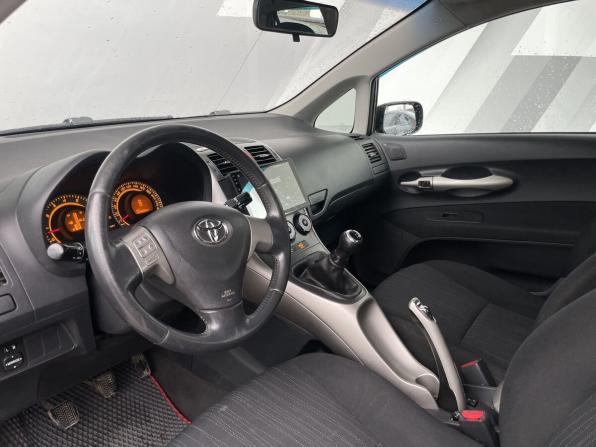 Toyota Auris I с пробегом 2008 года, цена 663 000 рублей, 259809 км, хэтчбек, Автокод Объявления