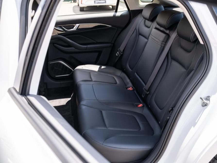 FAW Bestune B70 I Рестайлинг Сочи  - изображение 10