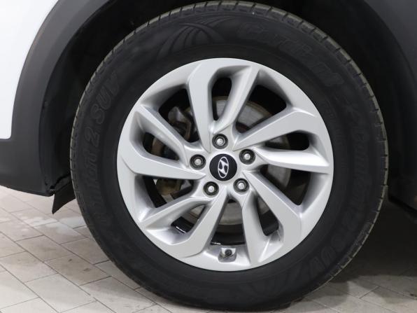 Hyundai Tucson III с пробегом 2018 года, цена 1 730 000 рублей, 142000 км, внедорожник, Автокод Объявления