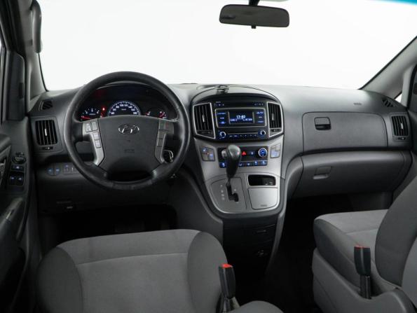Hyundai H-1 II Рестайлинг с пробегом 2016 года, цена 1 949 050 рублей, 362065 км, минивэн, Автокод Объявления
