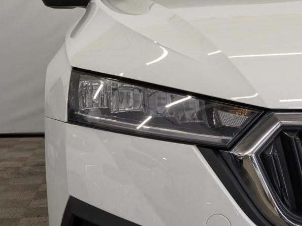 Skoda Octavia IV (A8) с пробегом 2021 года, цена 2 345 000 рублей, 52991 км, лифтбек, Автокод Объявления