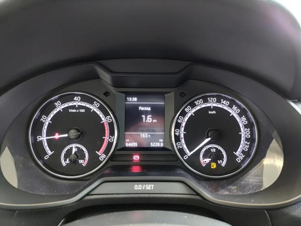 Skoda Octavia III (A7) Рестайлинг с пробегом 2019 года, цена 1 902 000 рублей, 64423 км, лифтбек, Автокод Объявления