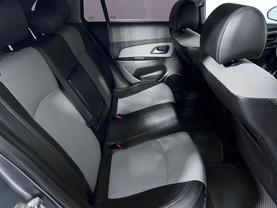 Chevrolet Cruze I Рестайлинг Ростов-на-Дону  - изображение 17