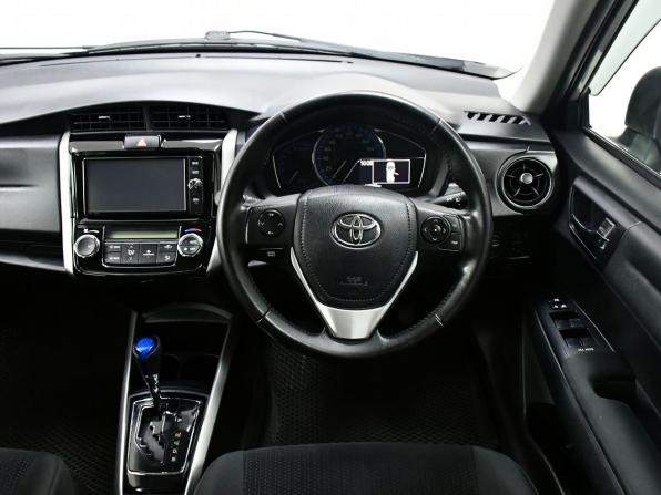 Toyota Corolla XI (E160 E170 E180) Рестайлинг 1 с пробегом 2017 года, цена 1 347 000 рублей, 143265 км, универсал, Автокод Объявления