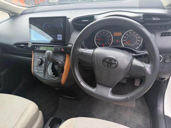 Toyota Wish II с пробегом 2010 года, цена 1 195 000 рублей, 95400 км, минивэн, Автокод Объявления