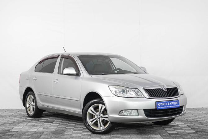 Skoda Octavia II (A5) Рестайлинг с пробегом 2011 года, цена 649 000 рублей, 301400 км, лифтбек, Автокод Объявления