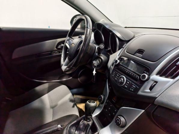 Chevrolet Cruze I Рестайлинг с пробегом 2014 года, цена 675 000 рублей, 274284 км, седан, Автокод Объявления
