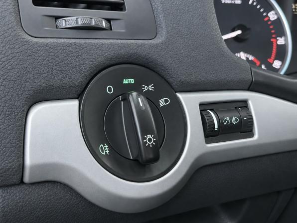 Skoda Octavia II (A5) Рестайлинг с пробегом 2012 года, цена 859 000 рублей, 168234 км, лифтбек, Автокод Объявления