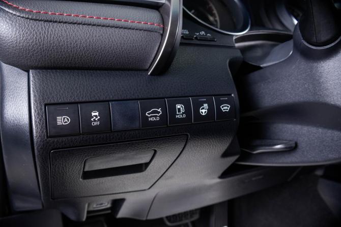 Toyota Camry VIII (XV70) с пробегом 2021 года, цена 2 999 000 рублей, 96000 км, седан, Автокод Объявления