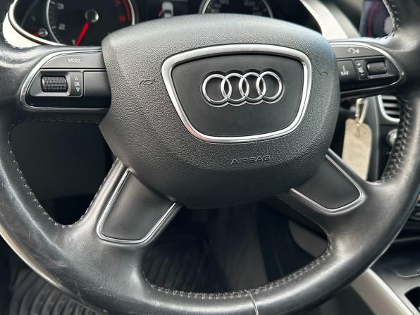 Audi A4 IV (B8) Рестайлинг с пробегом 2013 года, цена 1 243 000 рублей, 227000 км, седан, Автокод Объявления