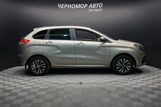 Lada (ВАЗ) XRAY I с пробегом 2017 года, цена 890 000 рублей, 143134 км, хэтчбек, Автокод Объявления