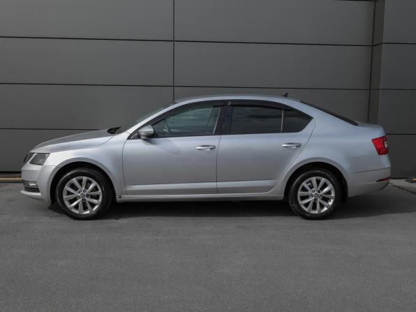 Skoda Octavia III (A7) Рестайлинг с пробегом 2017 года, цена 2 149 000 рублей, 78233 км, лифтбек, Автокод Объявления