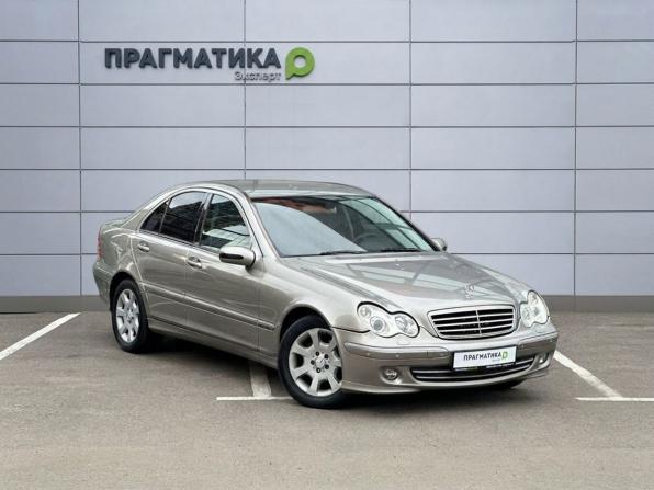 Mercedes-Benz C-Класс II (W203) Рестайлинг с пробегом 2006 года, цена 529 000 рублей, 335184 км, седан, Автокод Объявления