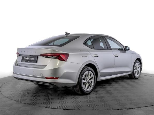 Skoda Octavia IV (A8) с пробегом 2021 года, цена 2 400 000 рублей, 80556 км, лифтбек, Автокод Объявления