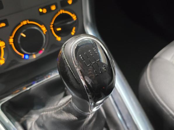 Opel Antara I Рестайлинг с пробегом 2013 года, цена 930 000 рублей, 220001 км, внедорожник, Автокод Объявления