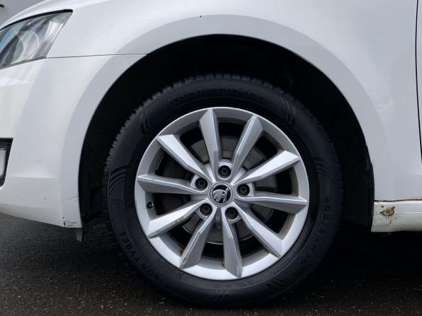 Skoda Octavia III (A7) с пробегом 2014 года, цена 949 000 рублей, 260643 км, лифтбек, Автокод Объявления