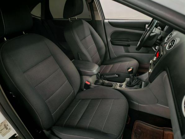 Ford Focus II Рестайлинг с пробегом 2010 года, цена 513 000 рублей, 230000 км, хэтчбек, Автокод Объявления