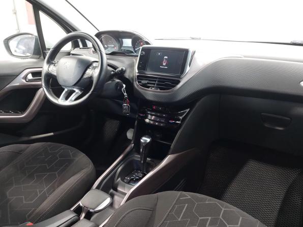 Peugeot 2008 I с пробегом 2014 года, цена 850 000 рублей, 112700 км, внедорожник, Автокод Объявления