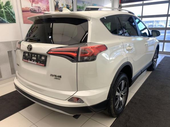 Toyota RAV4 IV (XA40) Рестайлинг с пробегом 2017 года, цена 2 790 000 рублей, 163123 км, внедорожник, Автокод Объявления
