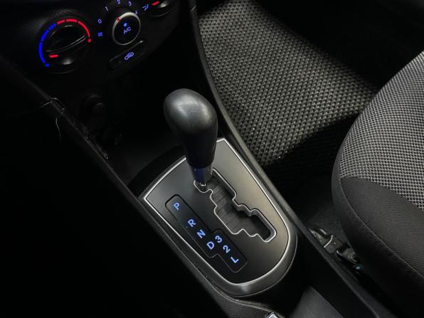 Hyundai Solaris I с пробегом 2013 года, цена 720 000 рублей, 135000 км, хэтчбек, Автокод Объявления