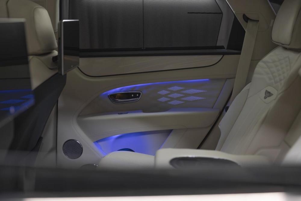 Bentley Bentayga I Рестайлинг Москва  - изображение 30