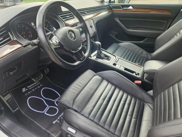 Volkswagen Passat B8 с пробегом 2019 года, цена 1 849 000 рублей, 227839 км, седан, Автокод Объявления