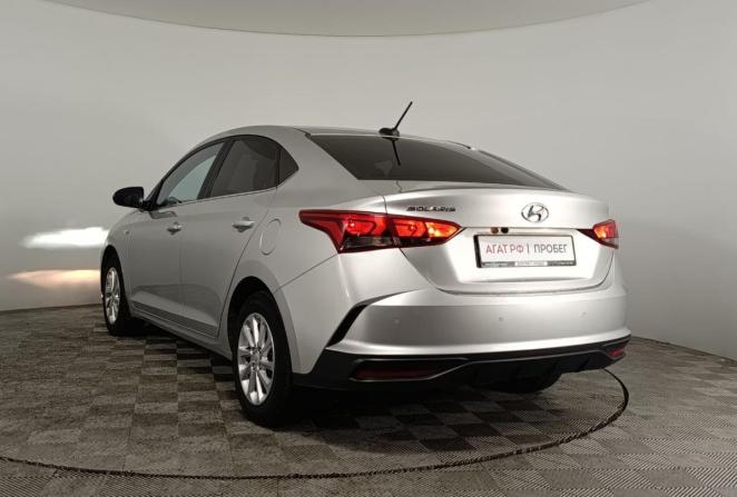 Hyundai Solaris II Рестайлинг с пробегом 2021 года, цена 1 700 000 рублей, 74423 км, седан, Автокод Объявления