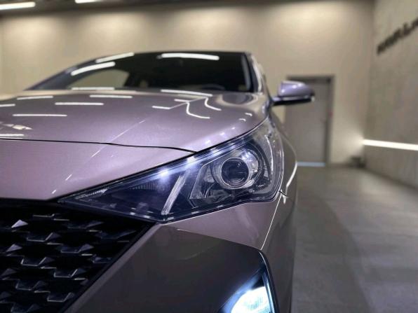 Hyundai Solaris II Рестайлинг с пробегом 2021 года, цена 1 549 000 рублей, 63997 км, седан, Автокод Объявления