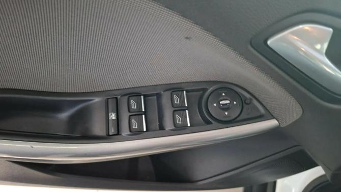 Ford Focus III с пробегом 2014 года, цена 654 000 рублей, 294200 км, хэтчбек, Автокод Объявления