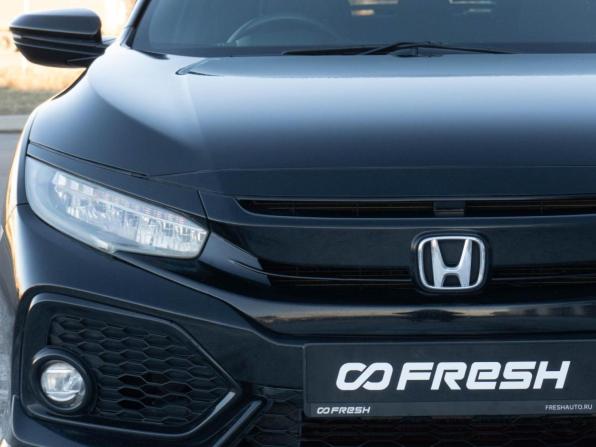 Honda Civic X Рестайлинг с пробегом 2019 года, цена 1 800 000 рублей, 105902 км, хэтчбек, Автокод Объявления