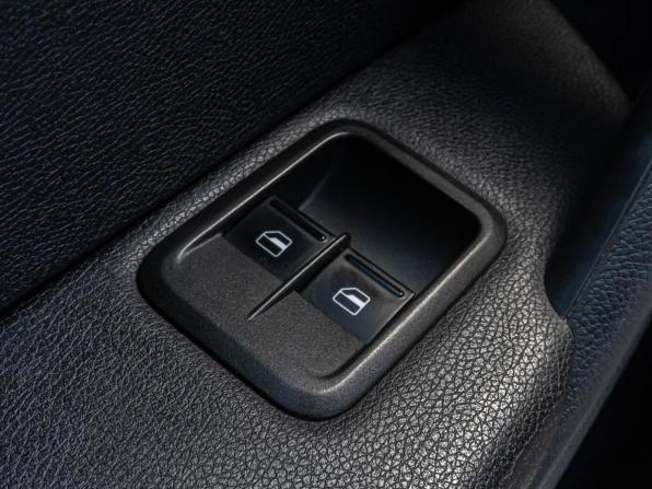 Skoda Yeti I Рестайлинг с пробегом 2014 года, цена 1 220 000 рублей, 155875 км, внедорожник, Автокод Объявления