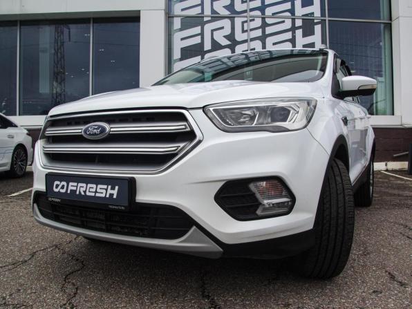 Ford Kuga II Рестайлинг с пробегом 2018 года, цена 1 799 000 рублей, 93000 км, внедорожник, Автокод Объявления