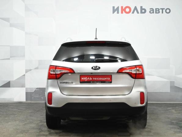 Kia Sorento II Рестайлинг с пробегом 2014 года, цена 2 050 000 рублей, 110000 км, внедорожник, Автокод Объявления