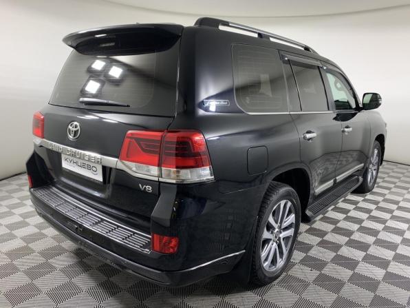 Toyota Land Cruiser 200 Series Рестайлинг 2 с пробегом 2017 года, цена 6 890 000 рублей, 119450 км, внедорожник, Автокод Объявления