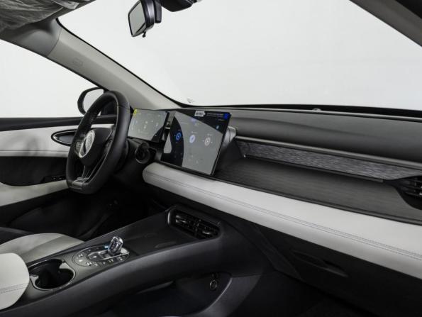 BYD Seal 05 с пробегом 2025 года, цена 2 560 000 рублей, 28 км, седан, Автокод Объявления