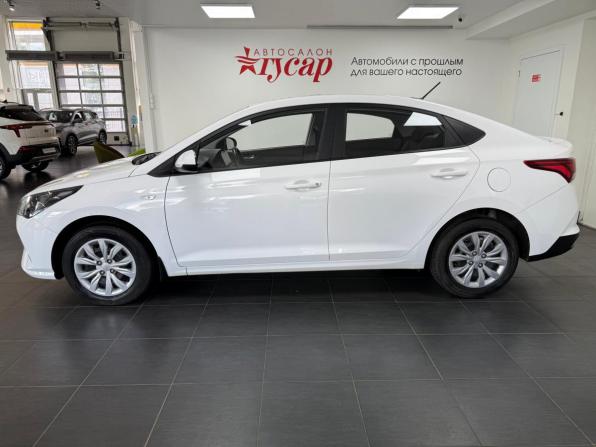 Hyundai Solaris II Рестайлинг с пробегом 2021 года, цена 1 598 000 рублей, 84237 км, седан, Автокод Объявления