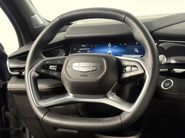 Geely Preface I с пробегом 2024 года, цена 2 495 000 рублей, 15267 км, седан, Автокод Объявления