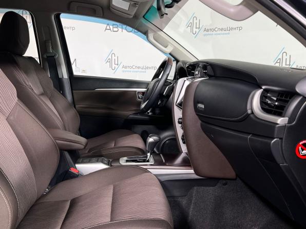 Toyota Fortuner II с пробегом 2018 года, цена 3 649 000 рублей, 134400 км, внедорожник, Автокод Объявления