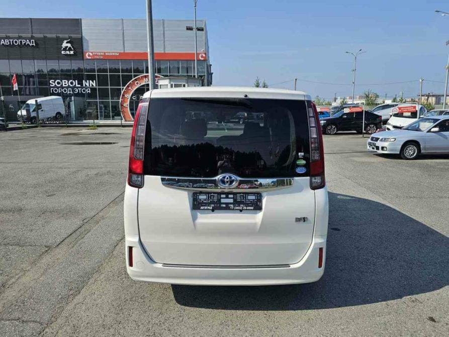 Toyota Noah III (R80) Тюмень  - изображение 6
